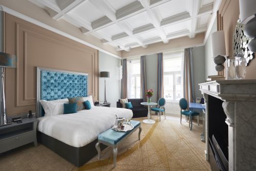 Aria Signature Room with one King Bed and City View, Classical Music Wing